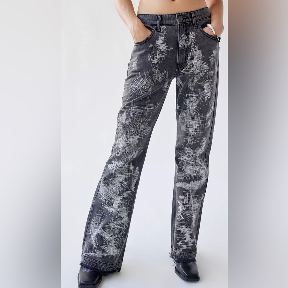 Urban Outfitters BDG 90’s mid rise bootcut jeans,contrast stitch.